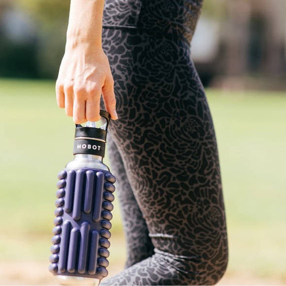 MOBOT FOAM ROLLER WATERBOTTLE - Picture 2 of 9